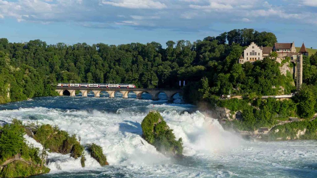 آبشار راین سوئیس